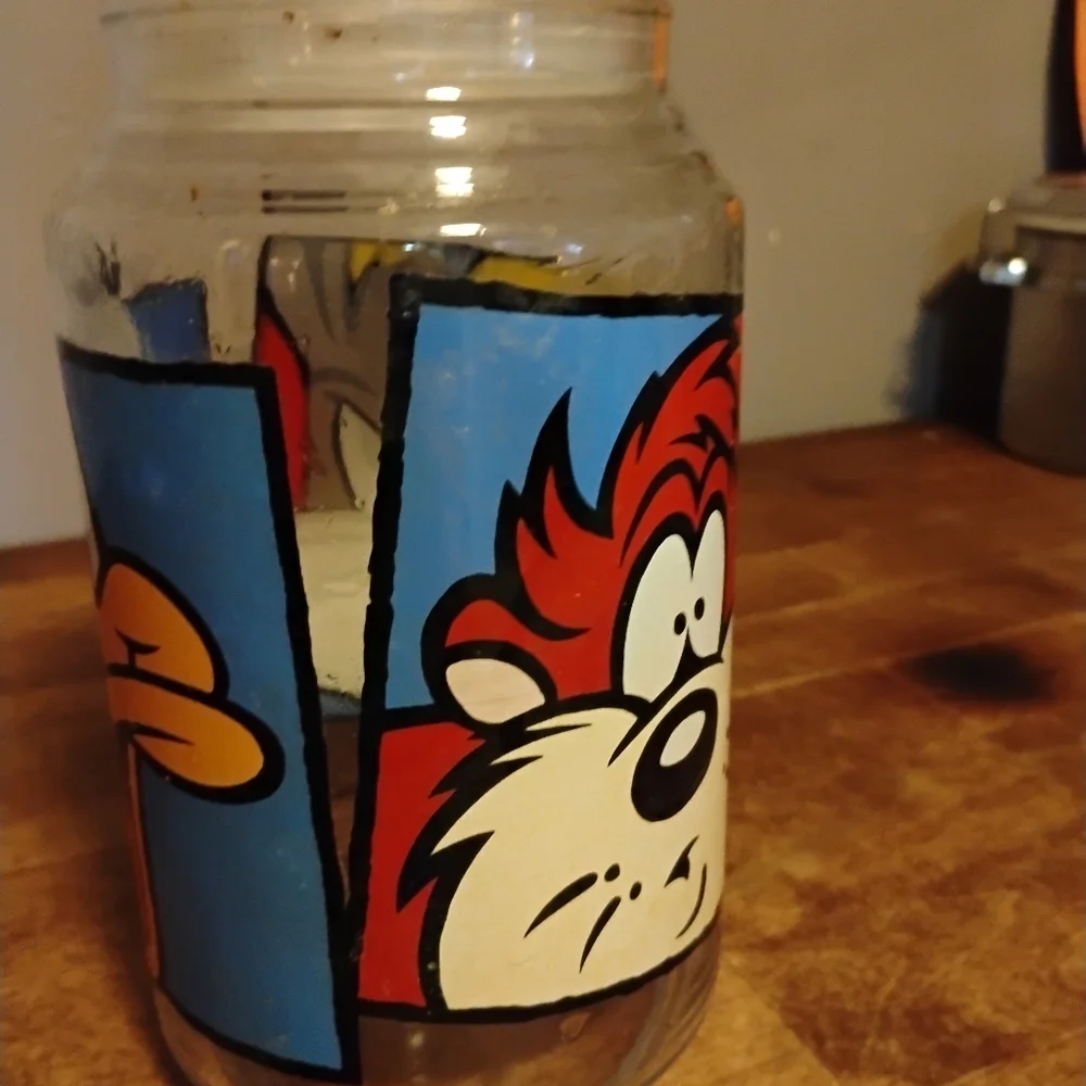 Anchor Hocking Vintage 90s Looney Tunes  Glass Jar with Lid